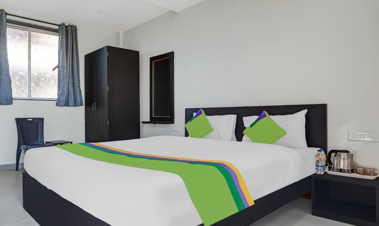 Treebo Blooms & Berries Agro Tourism Hotel Mahabaleshwar Exterior photo